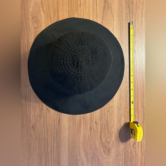 Peter Grimm black wide brim beach hat, sun hat, vacation, True Character, chic - Picture 6 of 11